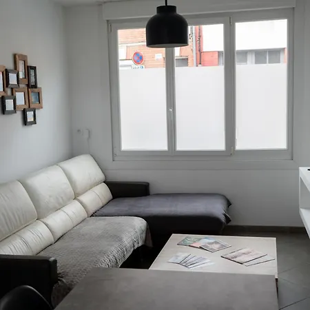 Appartement Maison charmante et spacieuse-terrasse près du centre ville *