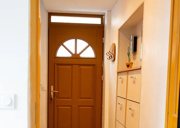Appartement Maison Cosy équipée à 15mn à Pied De La *